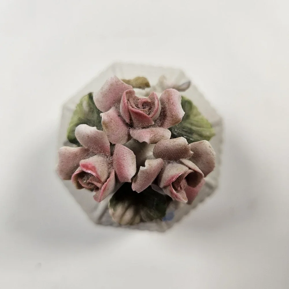 Vintage VTG Vase Raised Floral Decoration Ceramic‎ Glazed Jewelry Box Trinket